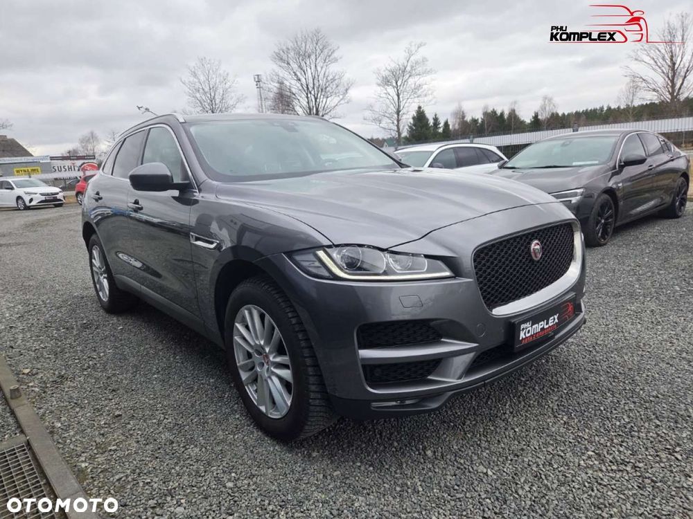 Jaguar F-Pace - 4