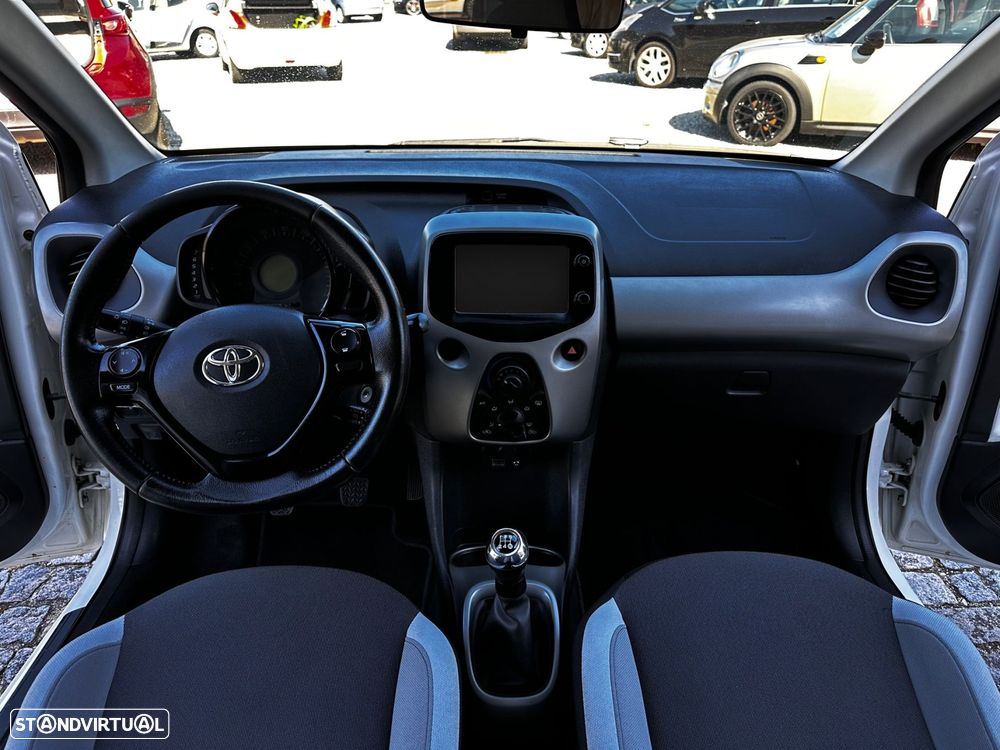 Toyota Aygo 1.0 X-Play Plus+X-Touch - 15
