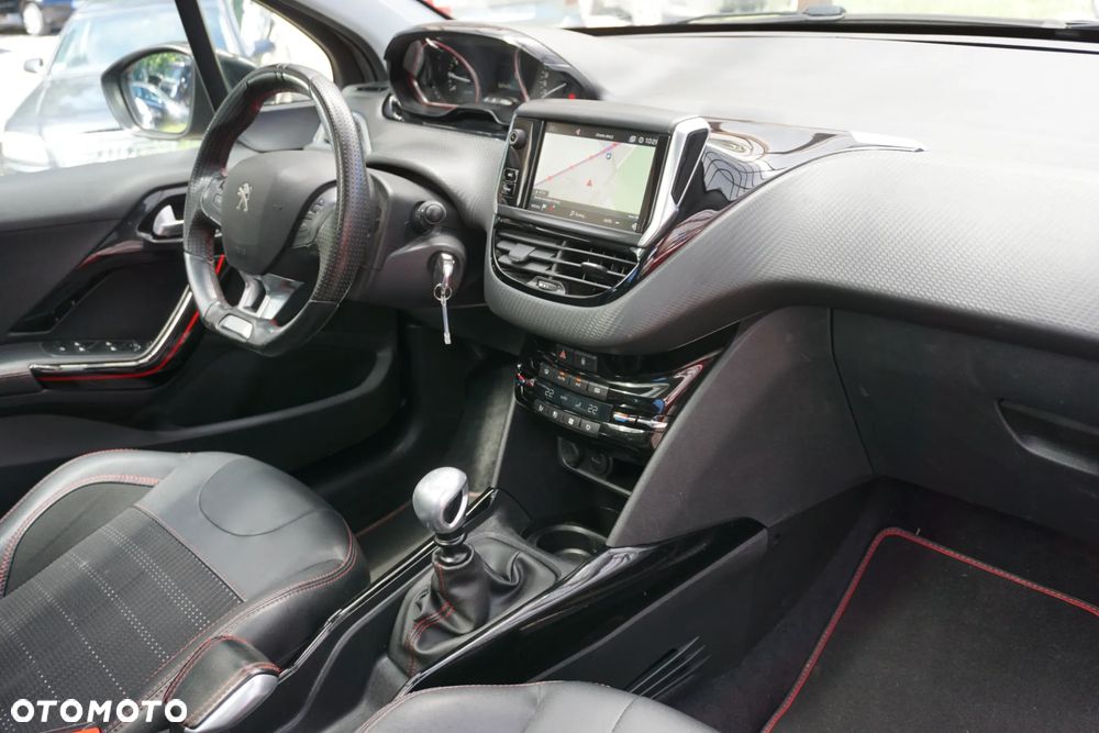 Peugeot 2008 PureTech 130 Stop&Start GT-Line Edition - 20