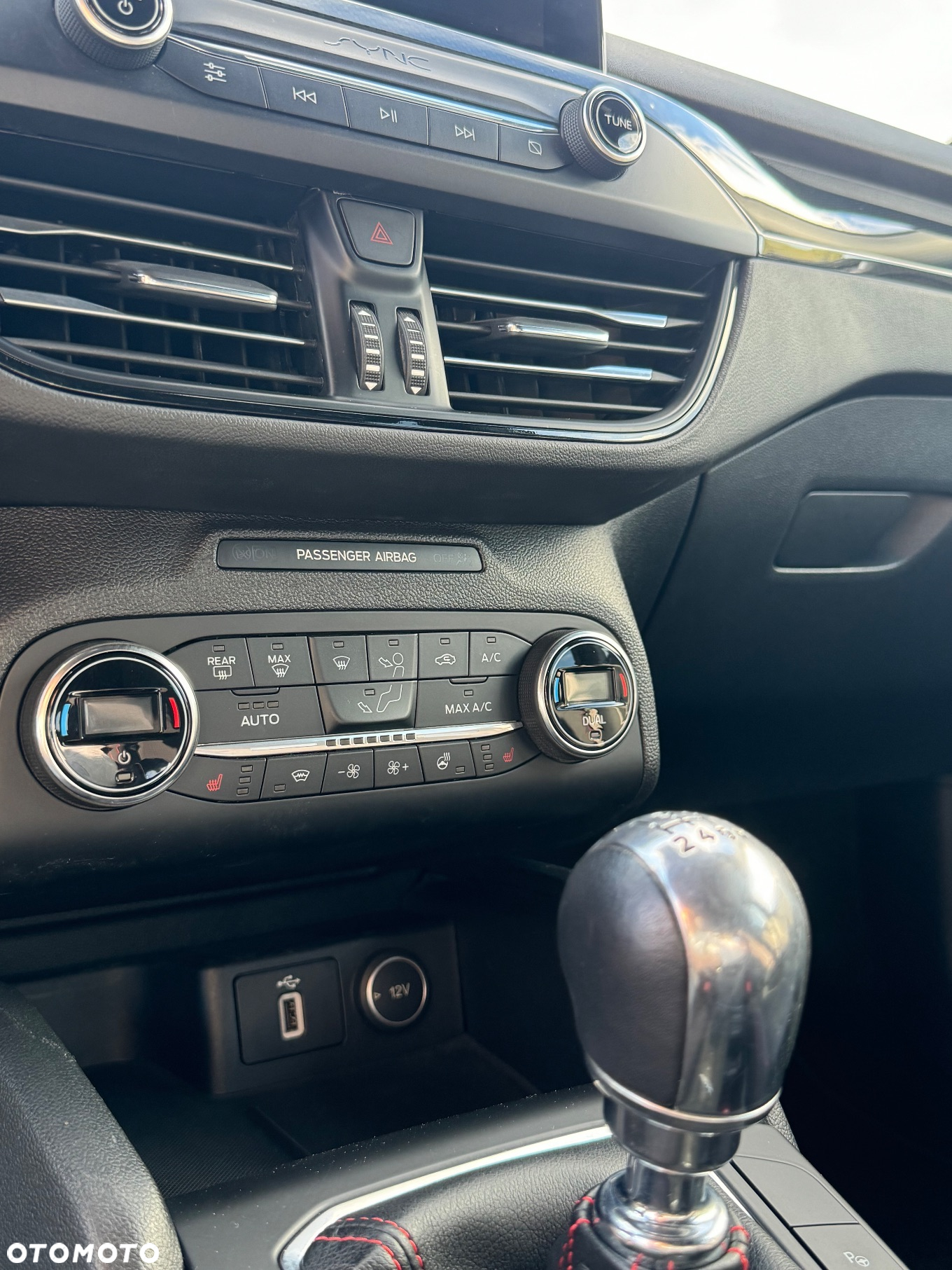 Ford Focus 1.0 EcoBoost ST-Line - 10