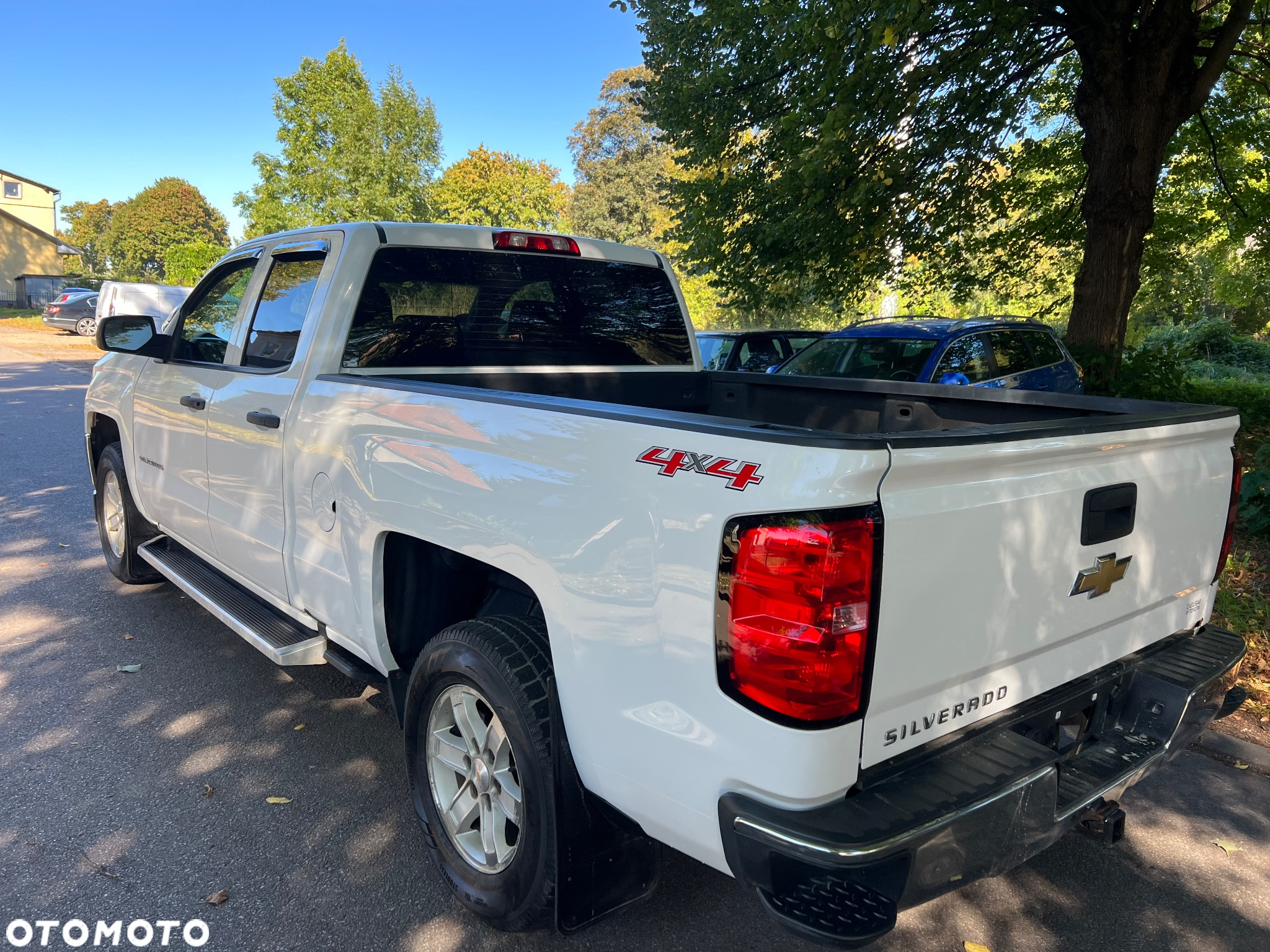 Chevrolet Silverado - 2