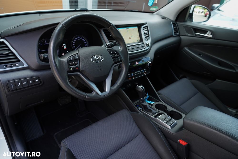 Hyundai Tucson 2.0 CRDI 4WD Automatik Premium - 18