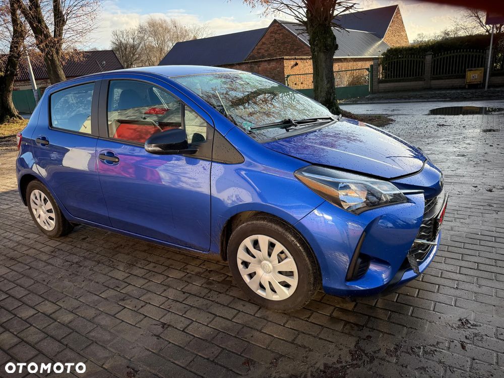 Toyota Yaris 1.0 VVT-i - 30