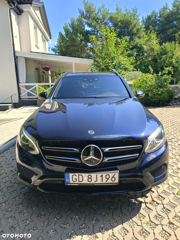 Mercedes-Benz GLC - 2