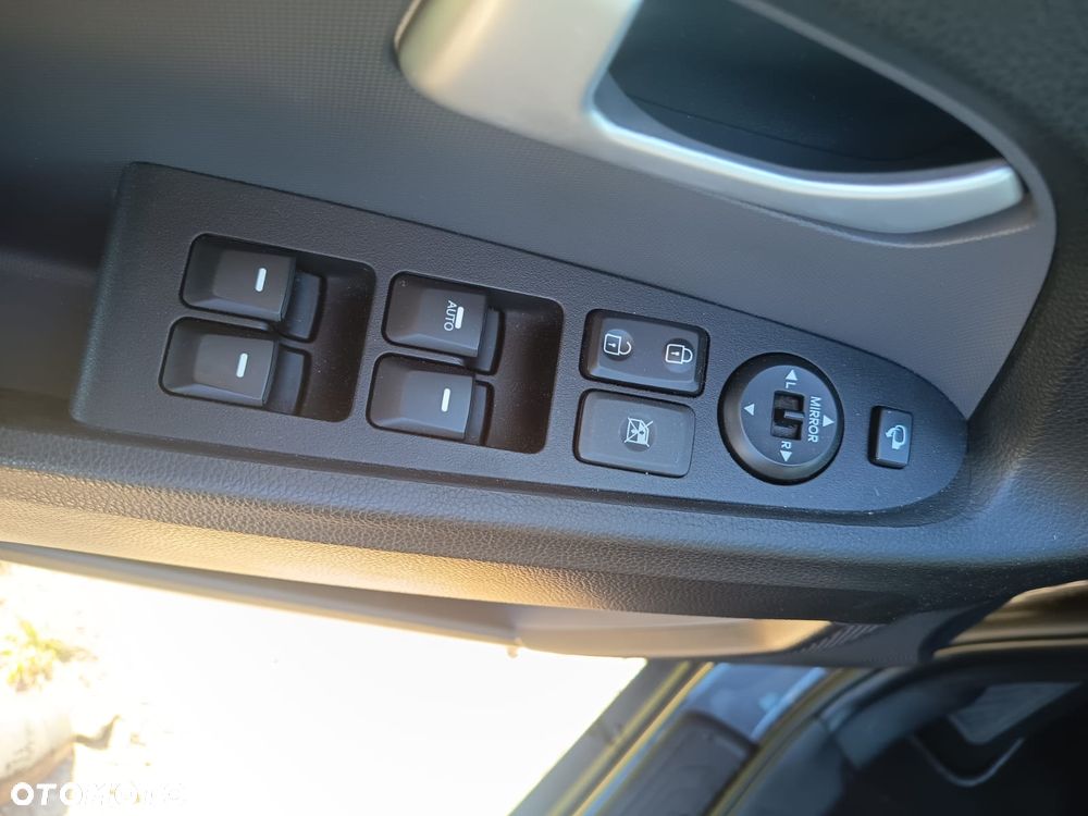 Kia Sportage - 16