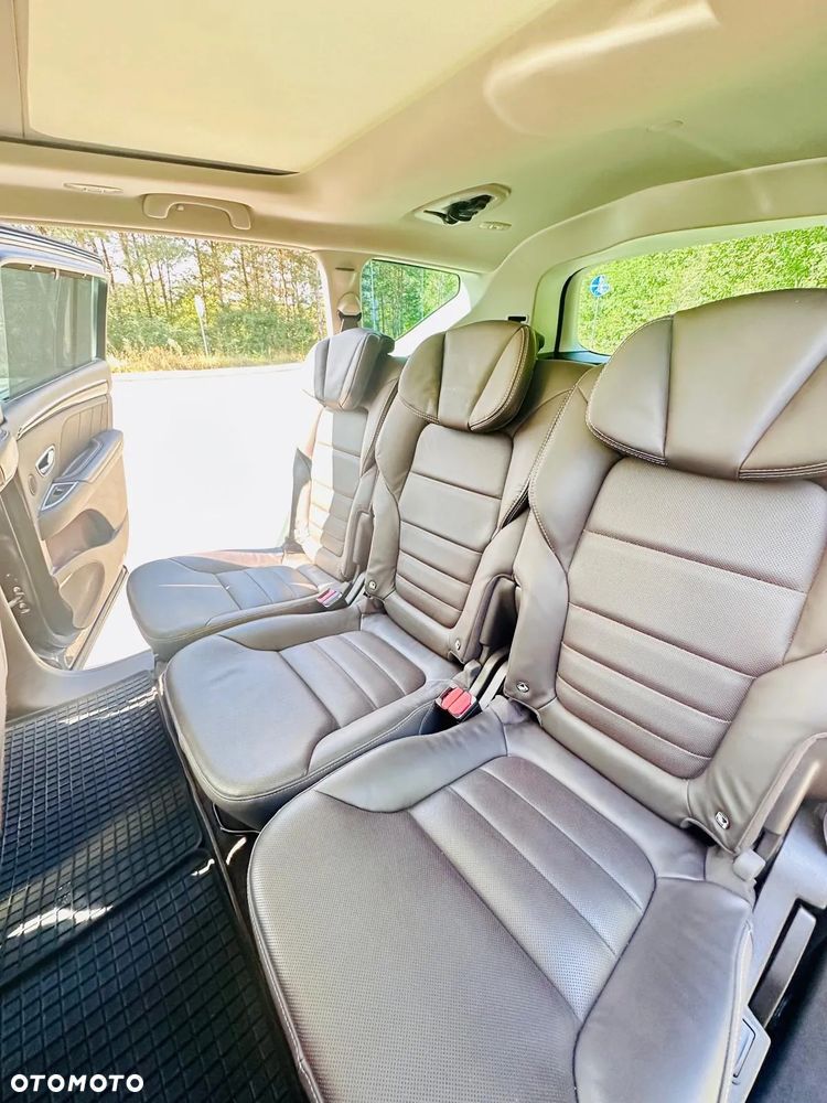 Renault Espace 1.6 dCi Energy Initiale Paris EDC 7os - 16