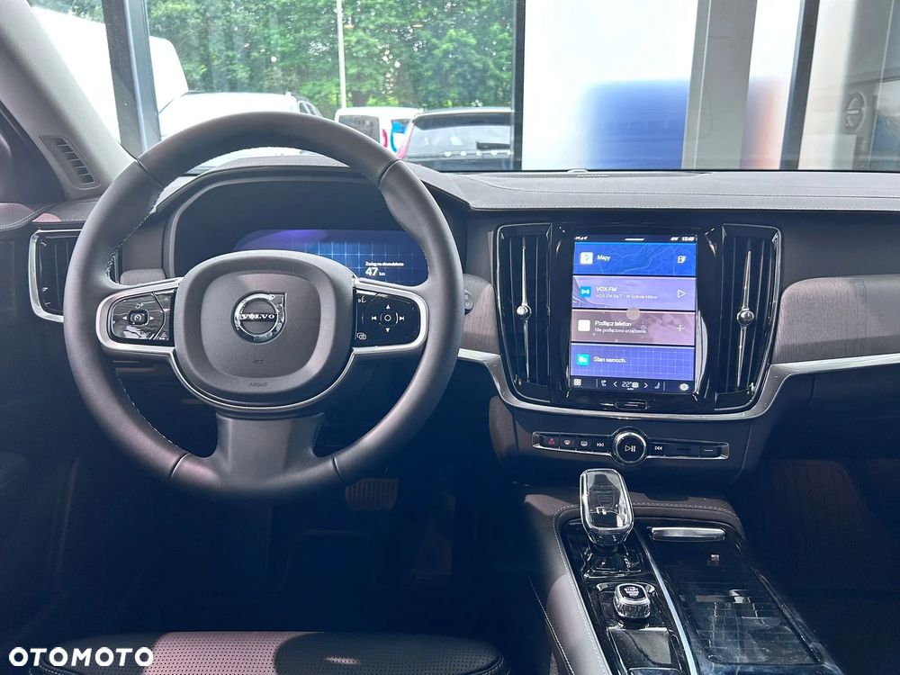Volvo V90 T6 AWD Plug-In Hybrid Plus Dark - 21
