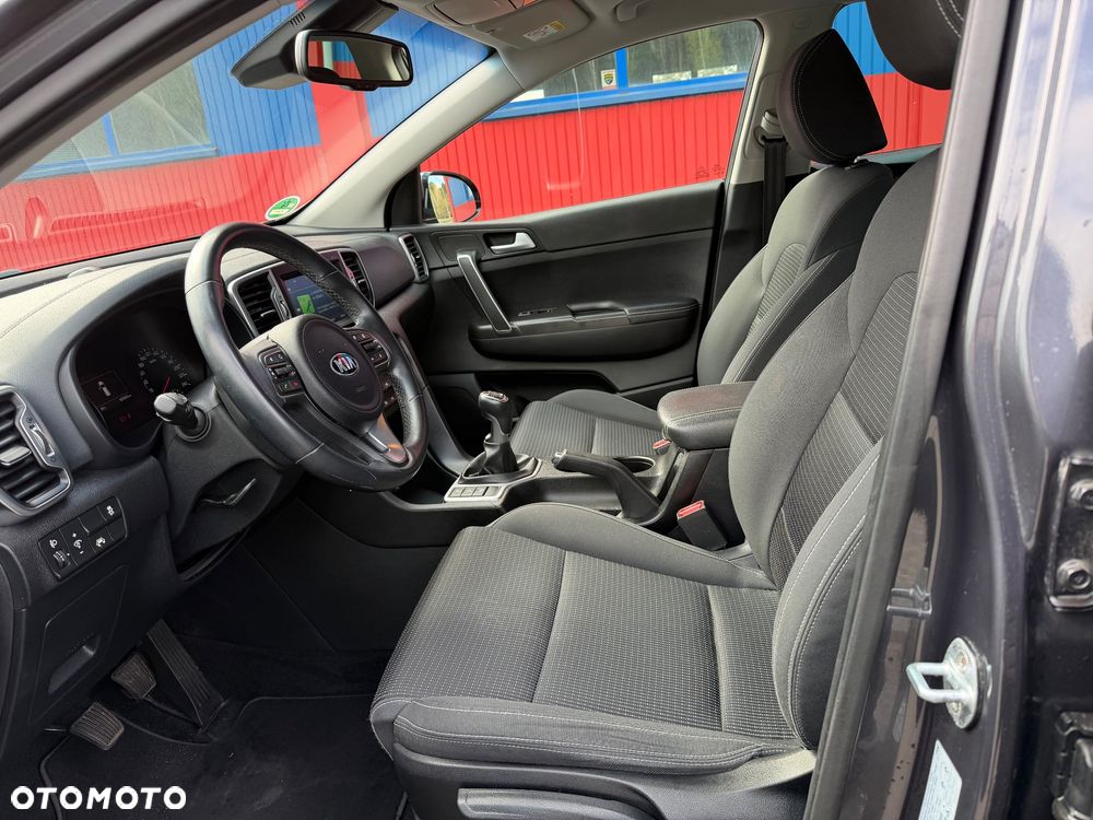 Kia Sportage 1.6 GDI 2WD DREAM-TEAM EDITION - 9