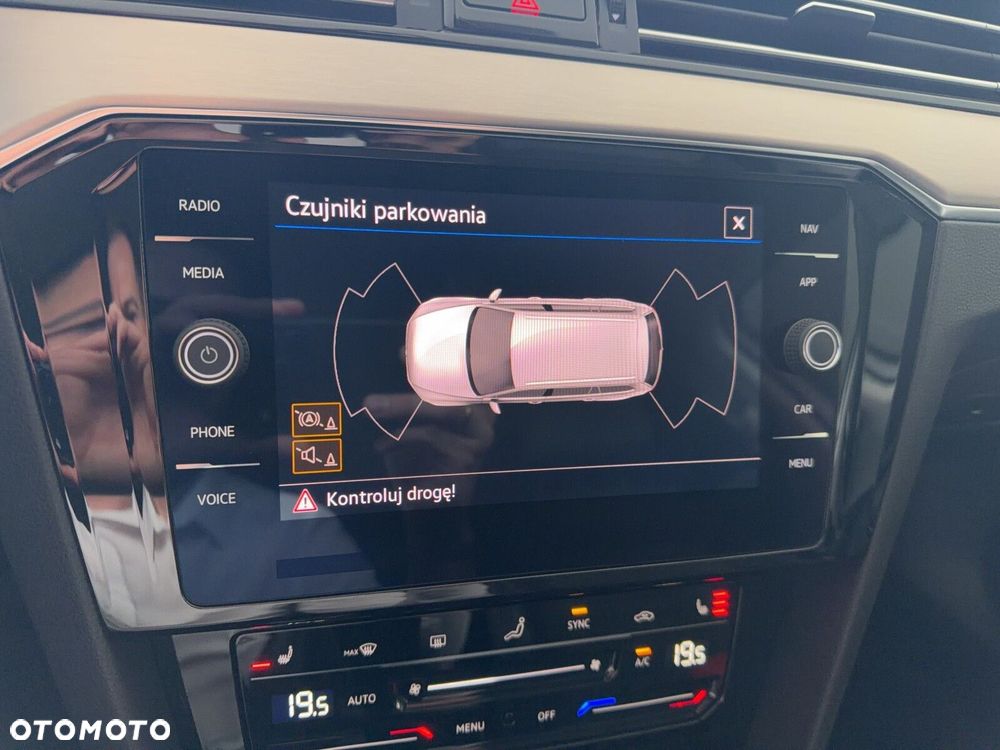 Volkswagen Passat Variant - 30
