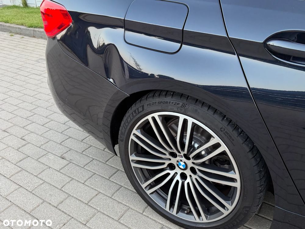 BMW Seria 5 520d M Sport Edition - 32