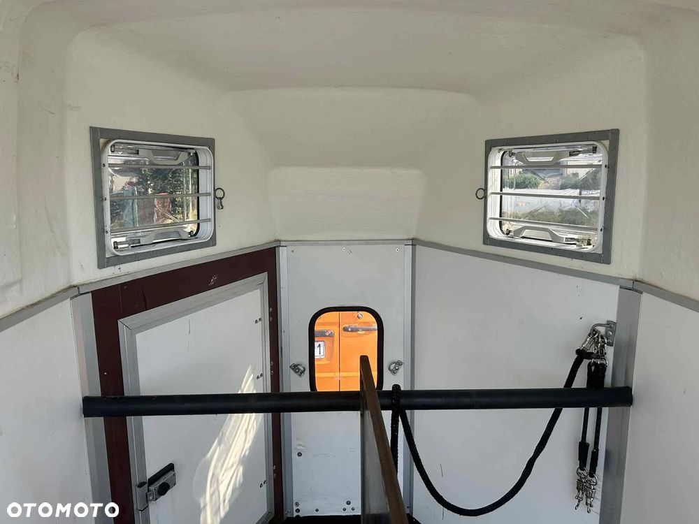 Brenderup 2000 kg do transportu koni 2 konna - 16