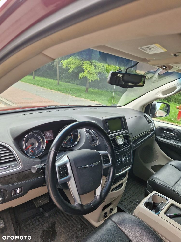 Chrysler Town & Country 3.6 Touring - 20