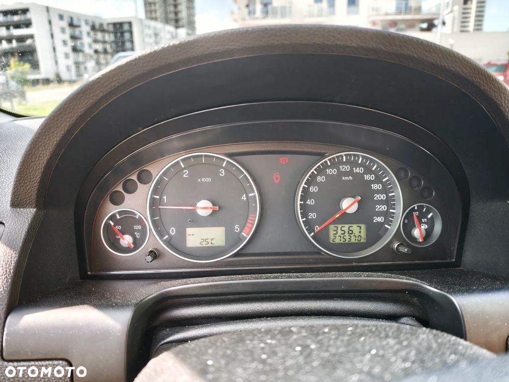 Ford Mondeo 2.0 TDCi Ghia - 4