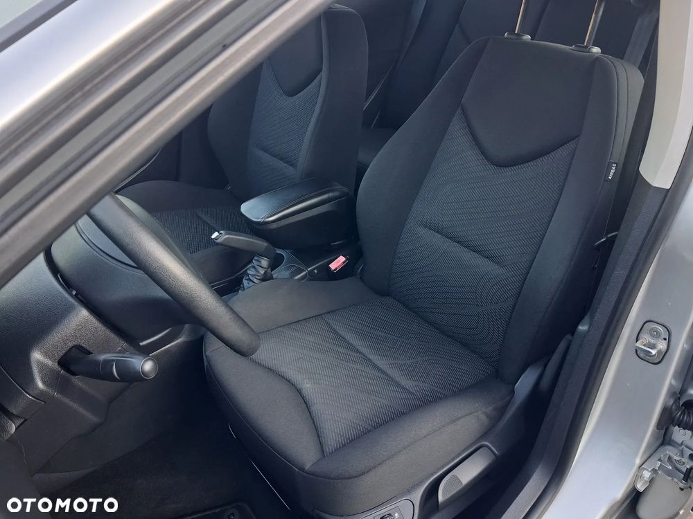 Peugeot 308 1.6 HDi Premium - 24