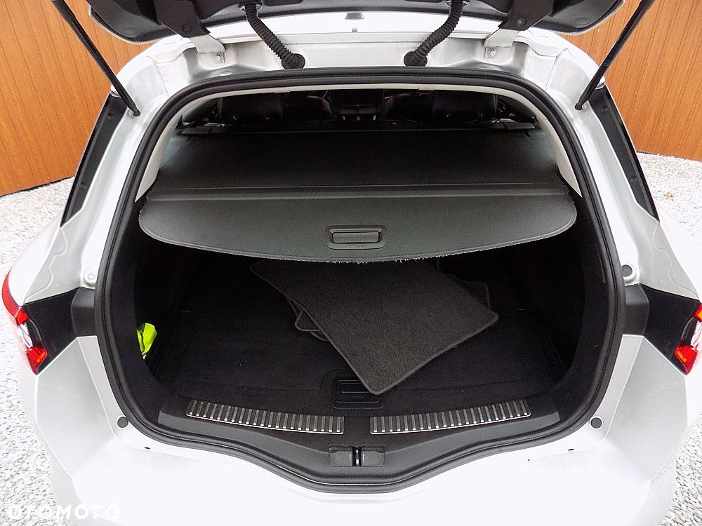 Renault Megane ENERGY dCi 110 EDC LIMITED - 22
