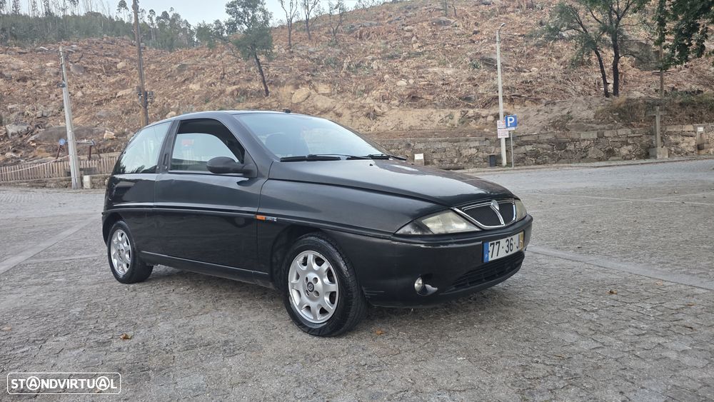 Lancia Y 1.2 16V LS - 2