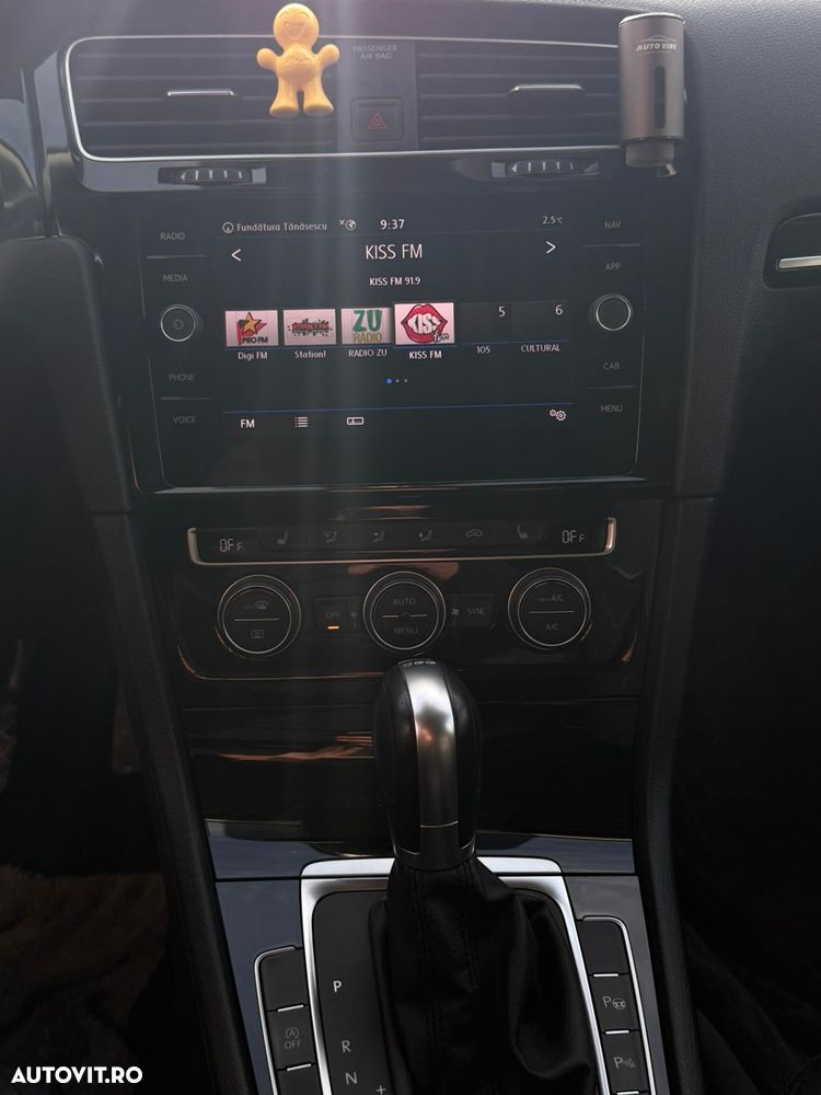 Volkswagen Golf 1.6 TDI DSG Highline - 10