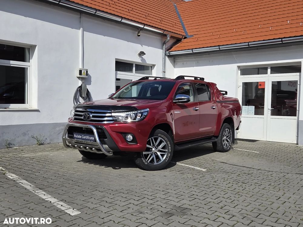 Toyota Hilux 4x4 Double Cab A/T Invincible - 1
