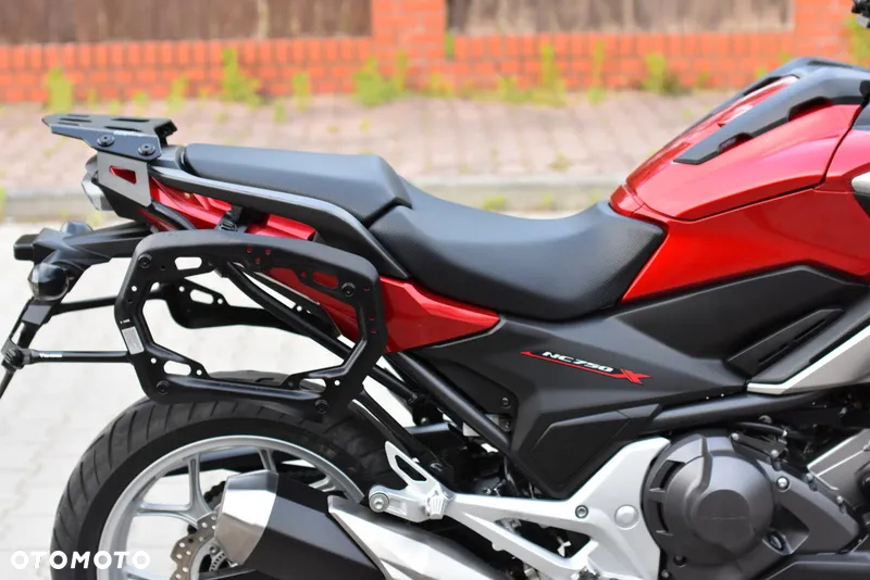 Honda NC - 10