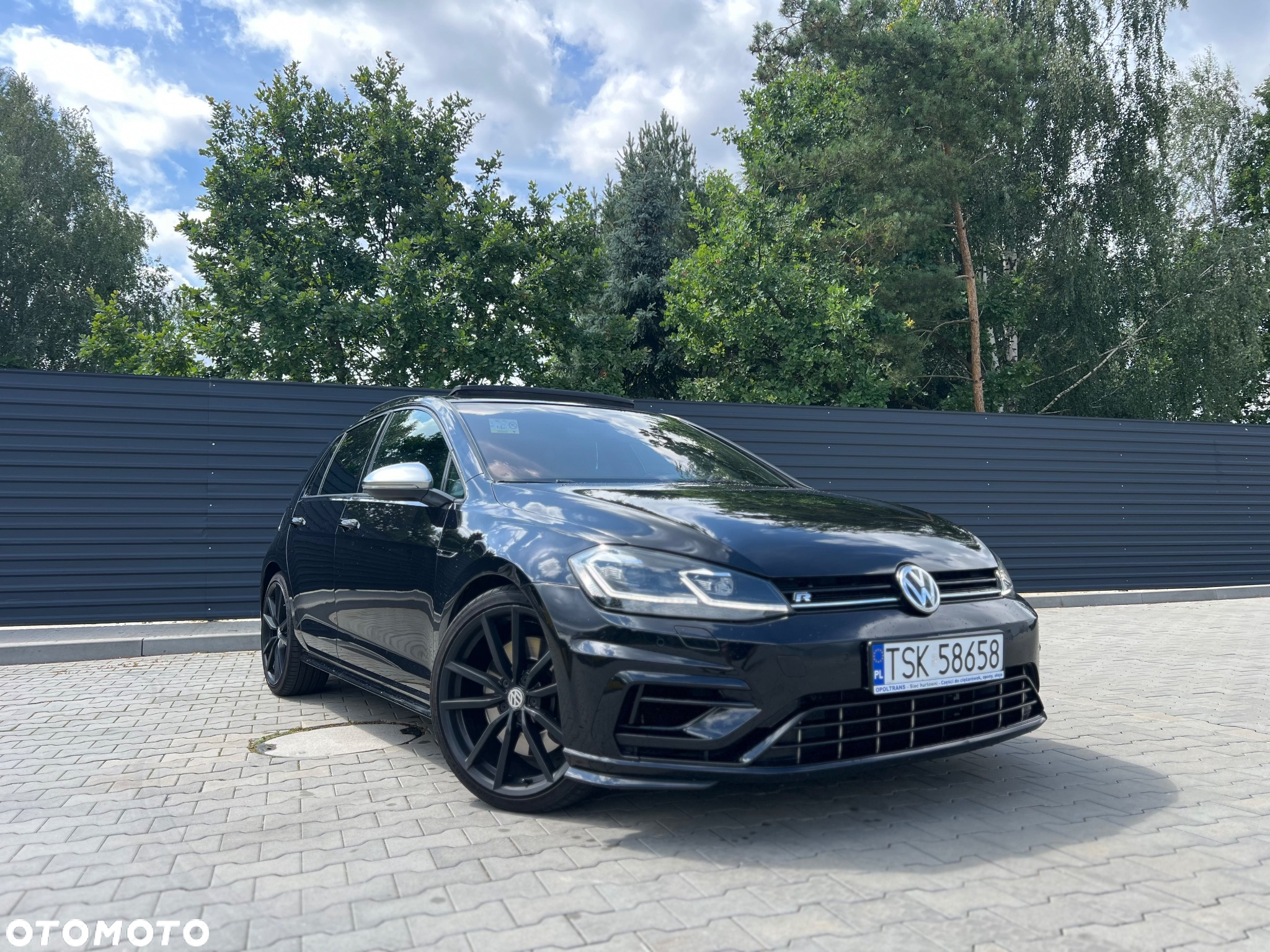 Volkswagen Golf VII 2.0 TSI BMT 4Mot R DSG - 4