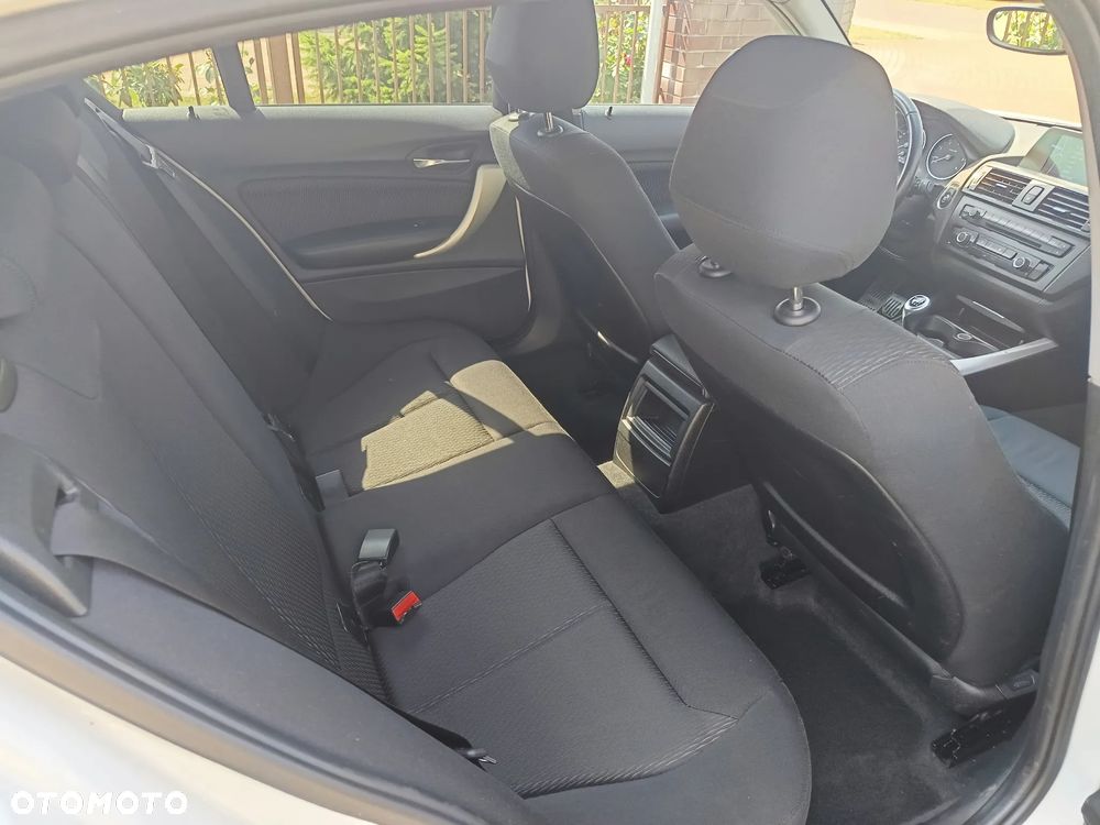 BMW Seria 1 - 11