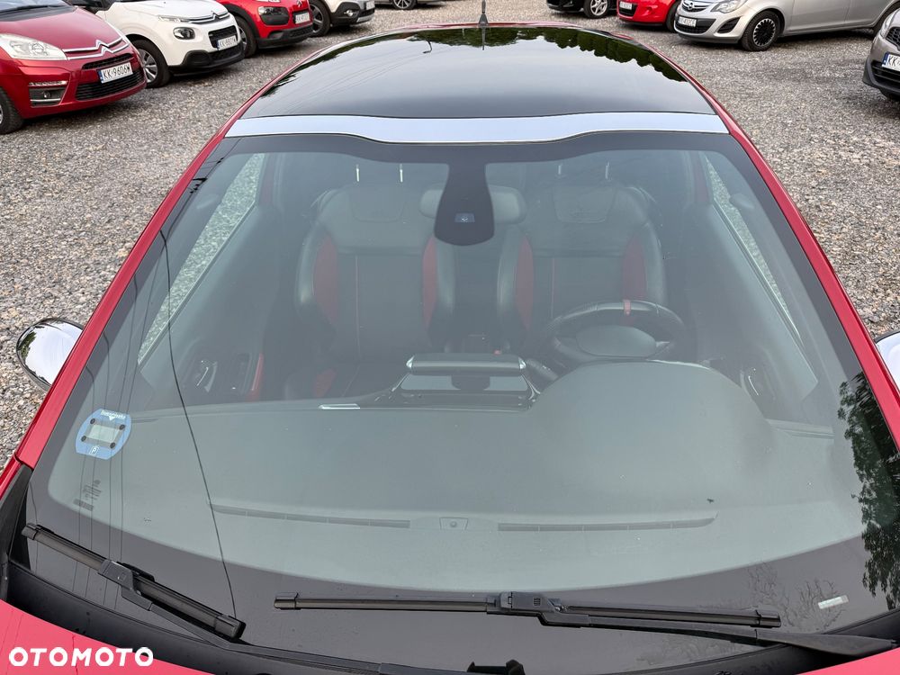 Peugeot 208 GTI 200 THP - 4