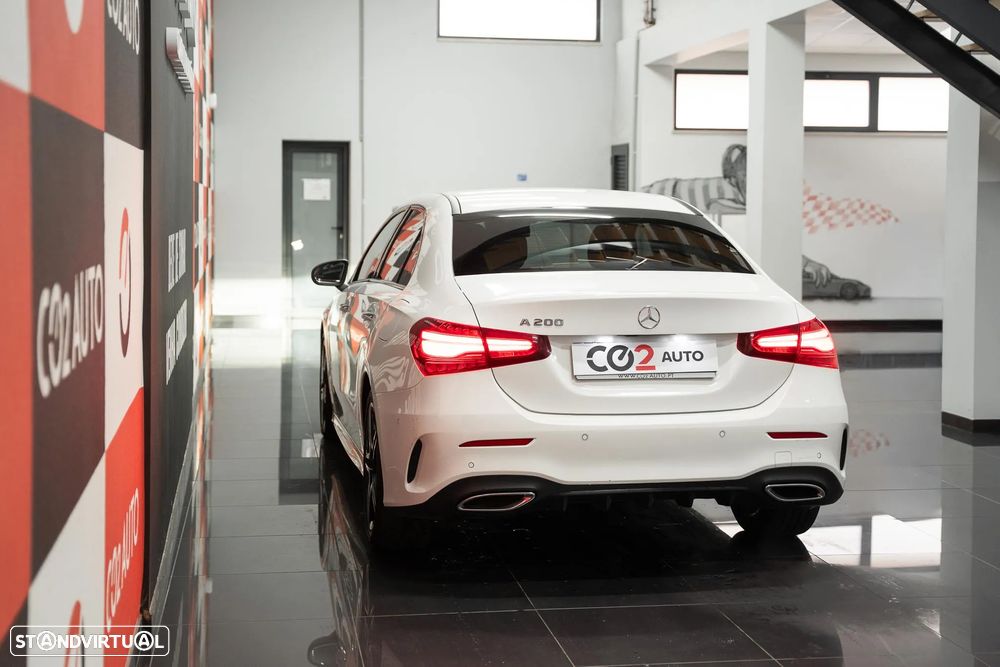 Mercedes-Benz A 200 Limousine AMG Line Aut. - 5