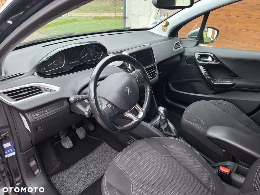 Peugeot 208 Blue-HDi 100 Stop&Start Allure - 15