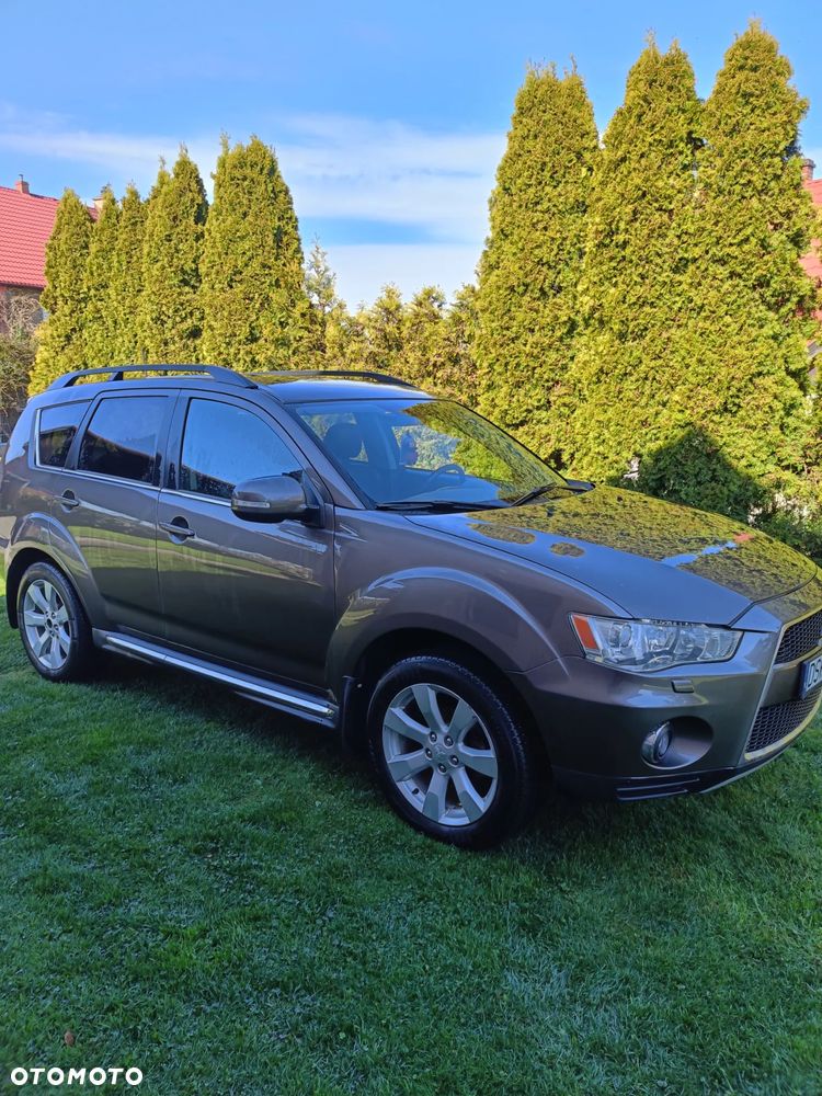 Mitsubishi Outlander 2.2 DID Instyle EU5 - 1