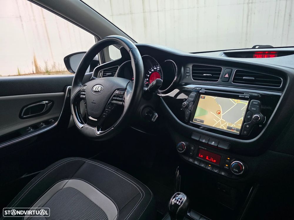 Kia Ceed SW 1.6 CRDi TX Sport - 42