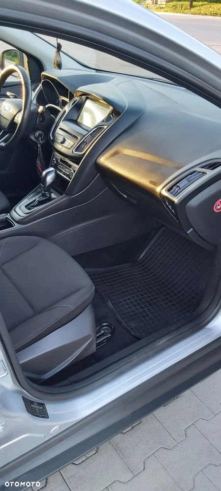 Ford Focus - 12