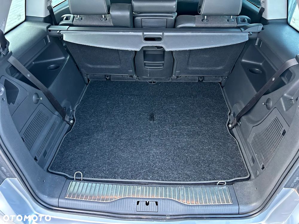Opel Zafira 1.8 Cosmo - 17
