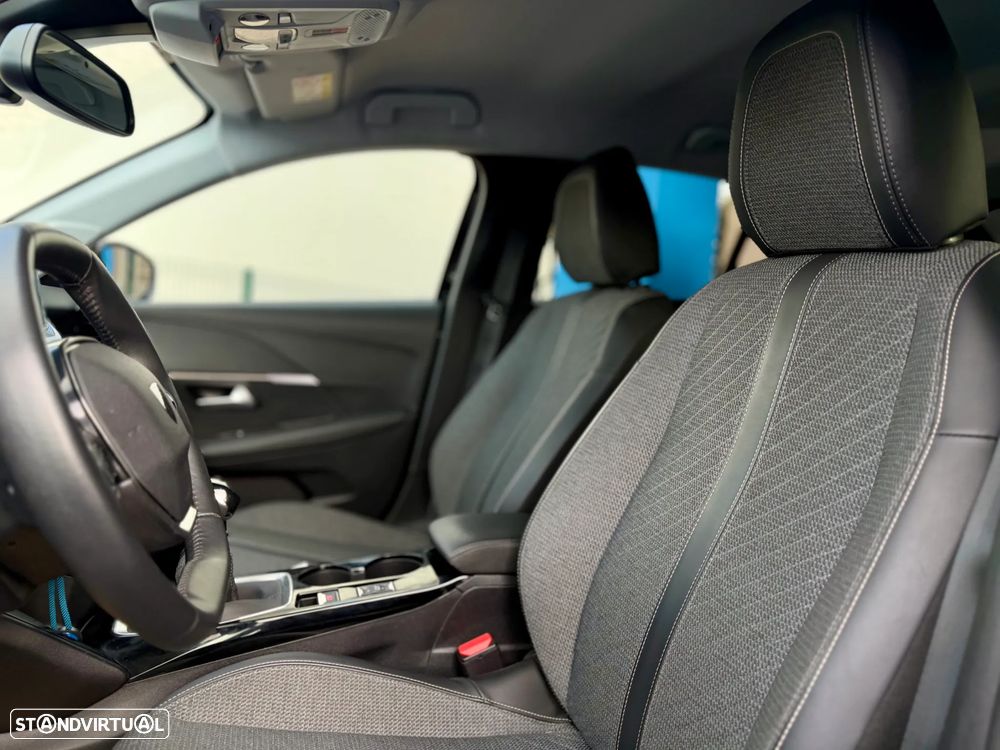 Peugeot 208 1.2 PureTech Allure - 13