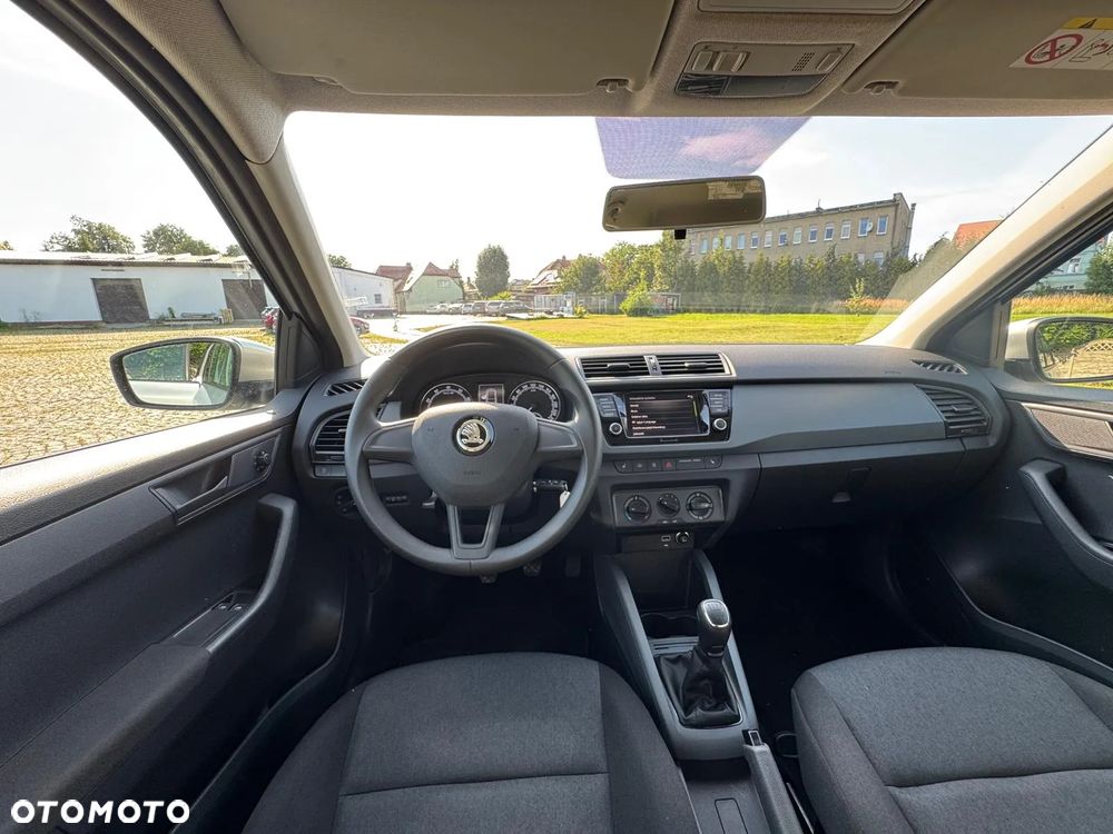 Skoda Fabia - 16