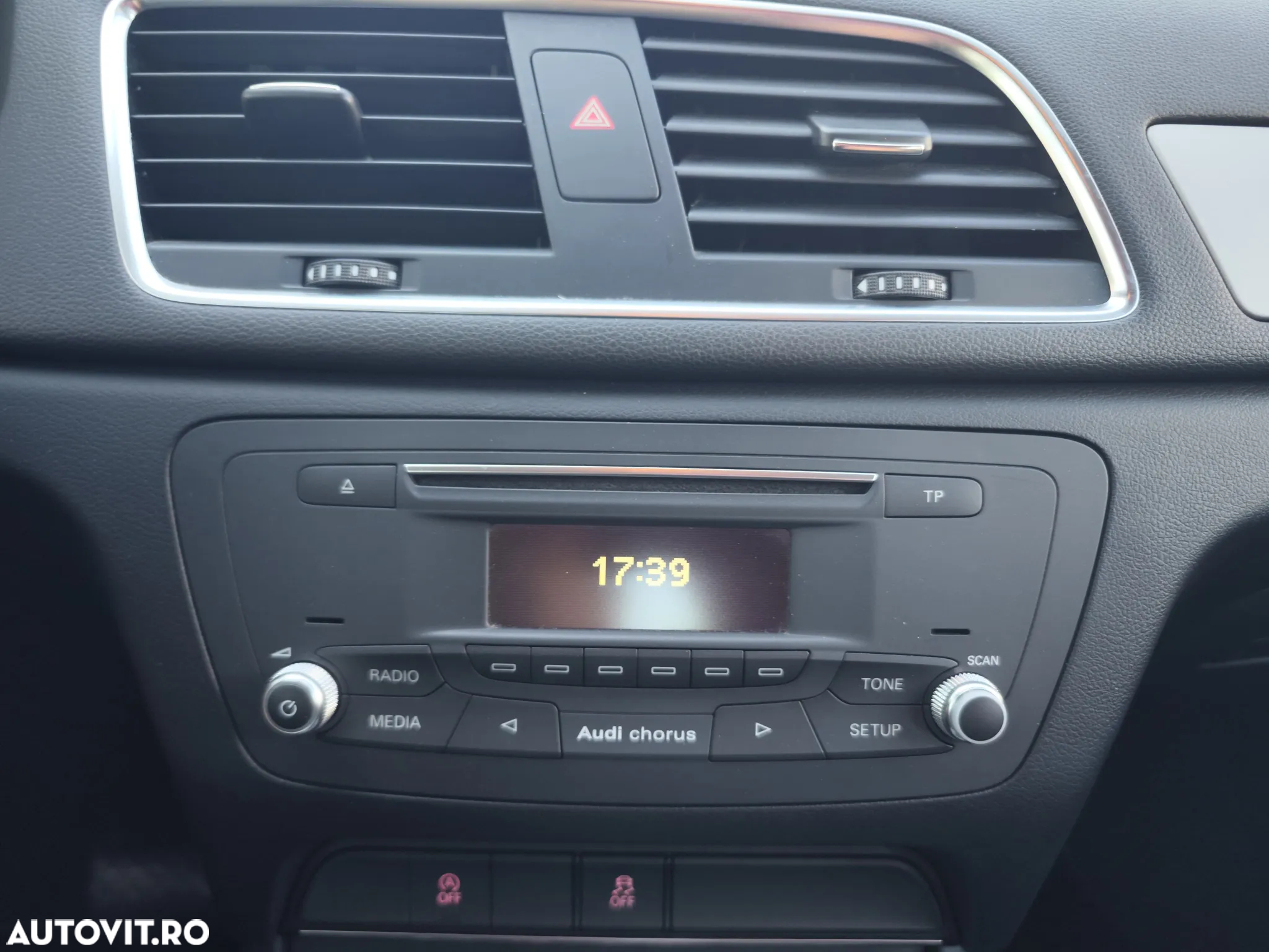 Audi Q3 2.0 TDI Quattro S tronic - 17