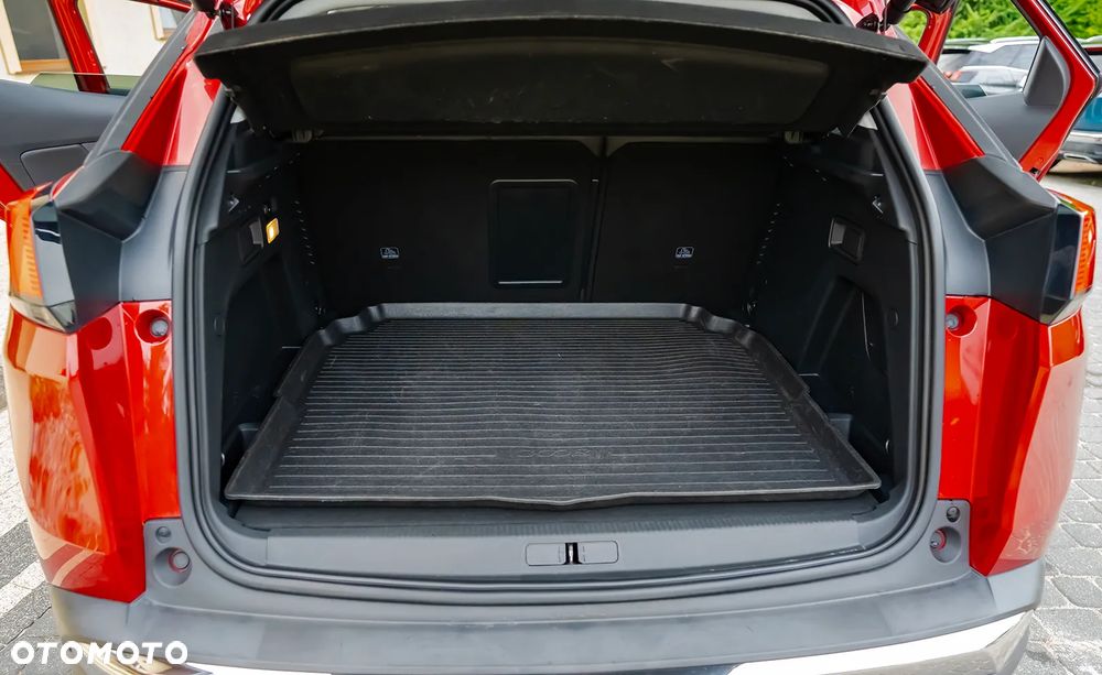 Peugeot 3008 BlueHDi 180 Stop & Start EAT8 Allure - 26
