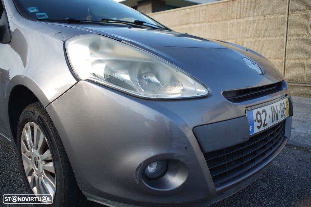 Renault Clio 1.2 16V Fairway - 8