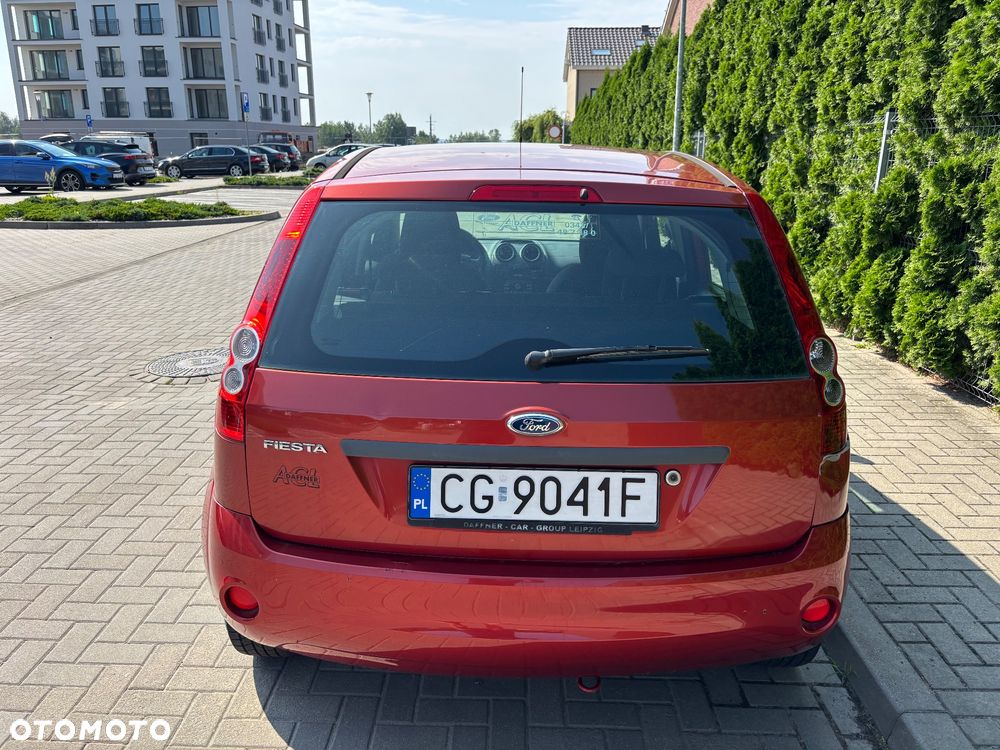 Ford Fiesta 1.4 Silver Magic - 12