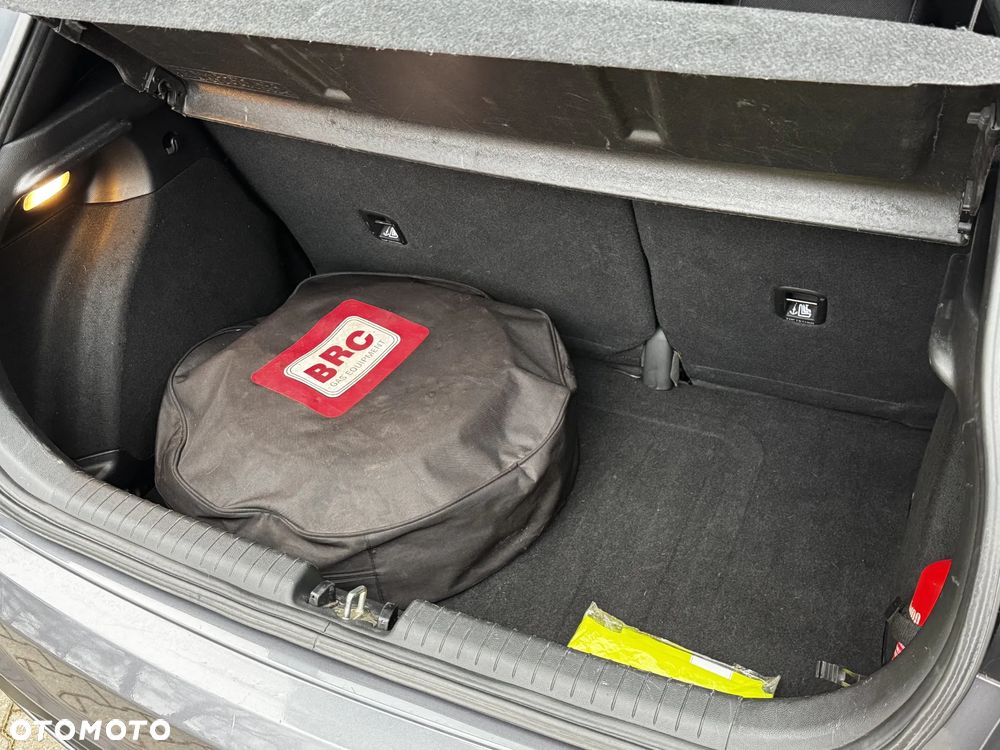 Hyundai i20 1.2 Classic Plus - 10