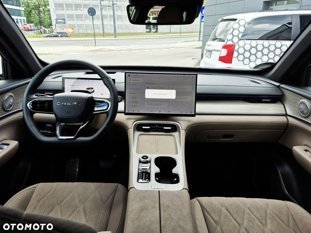 Chery Tiggo 8 1.5 T-GDI Super Hybrid Prestige DCT - 32