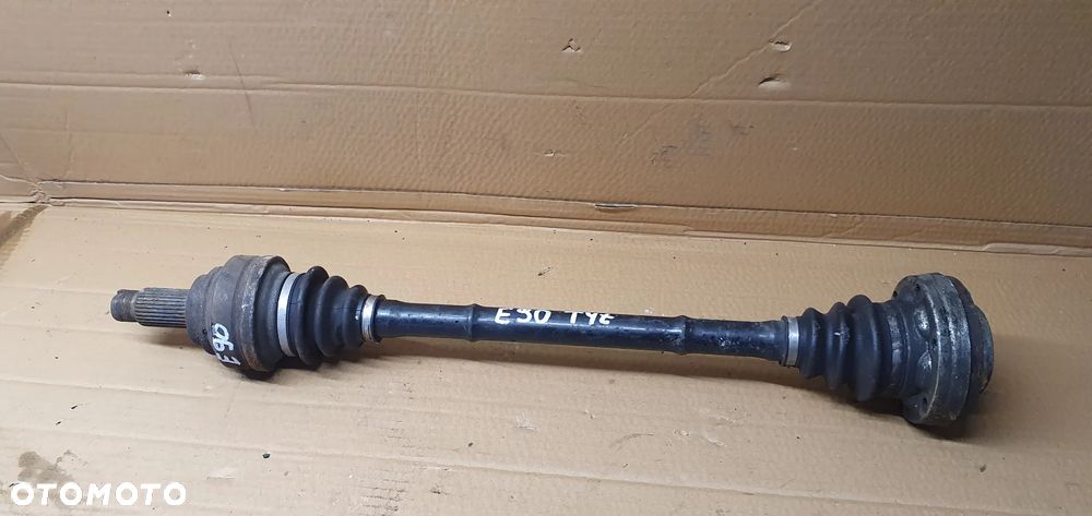 Półoś prawy tył tylna prawy BMW 3 E90 E91 3.0D 7533452 - 1