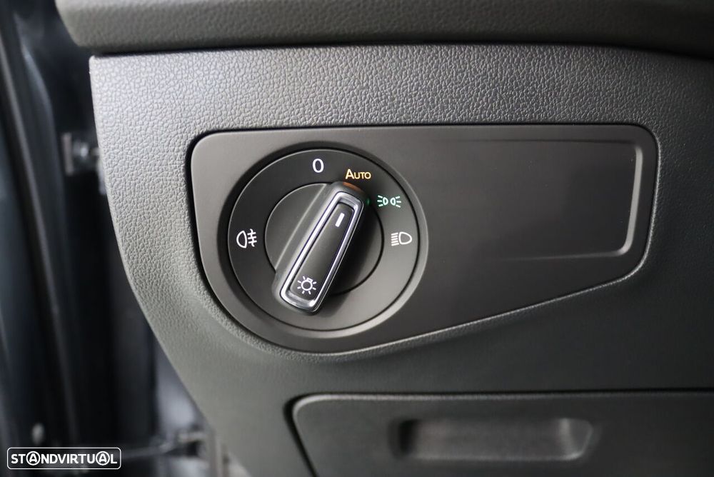 VW Tiguan Allspace 2.0 TDI Life DSG - 16