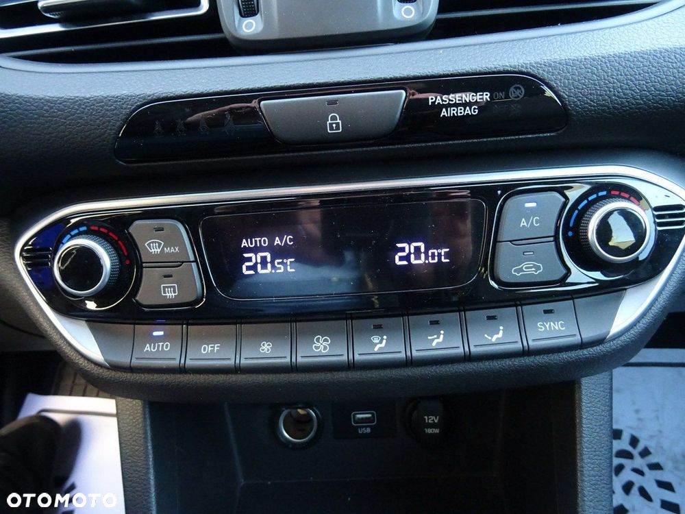 Hyundai i30 1.0 T-GDI Comfort DCT - 13