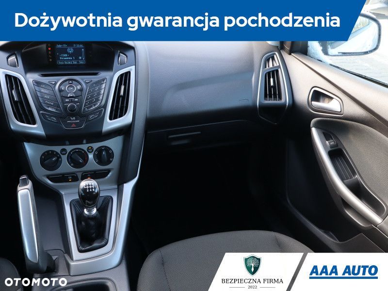 Ford Focus - 10