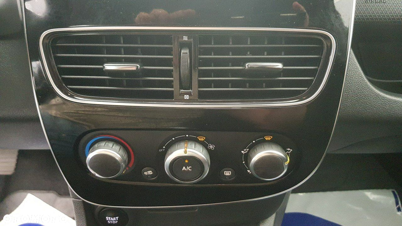 Renault Clio - 29