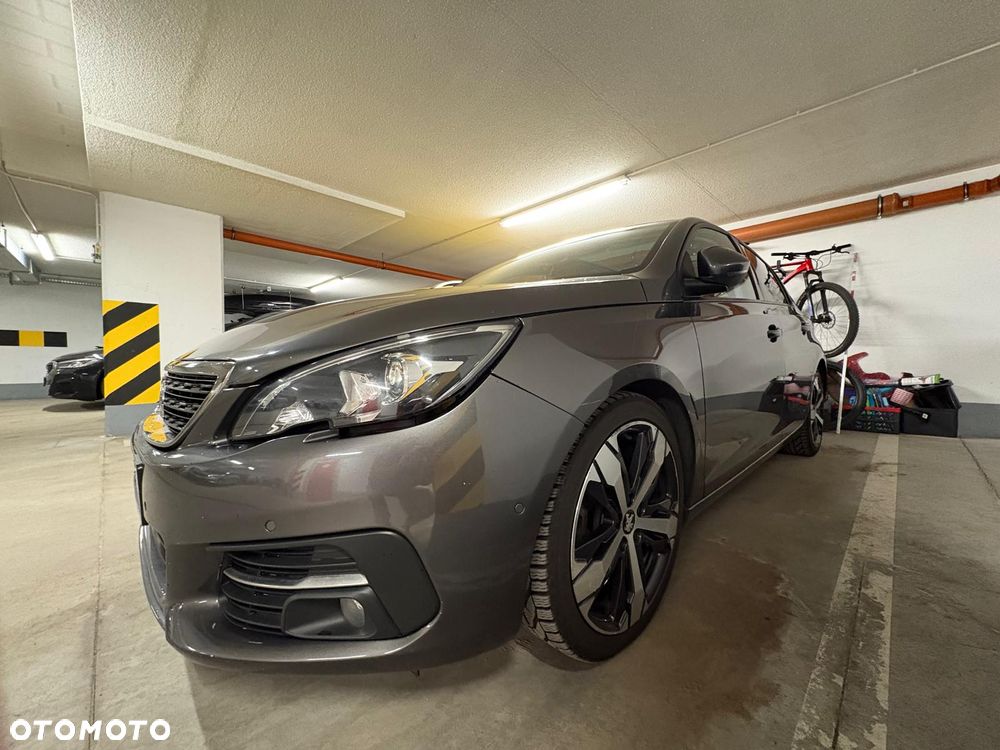 Peugeot 308 1.2 PureTech Active S&S - 26