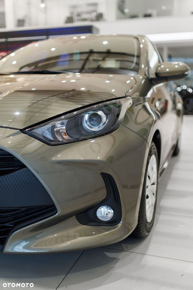 Toyota Yaris - 13