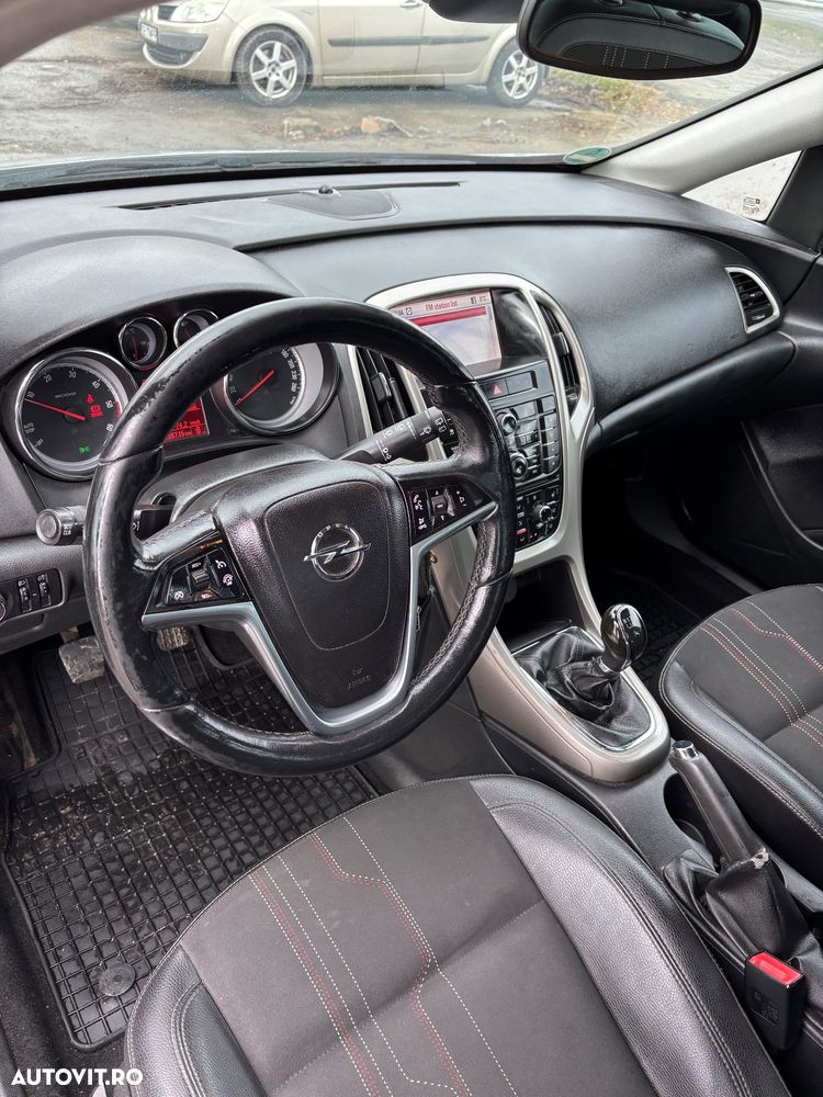 Opel Astra 1.7 CDTI DPF 150 Jahre - 13