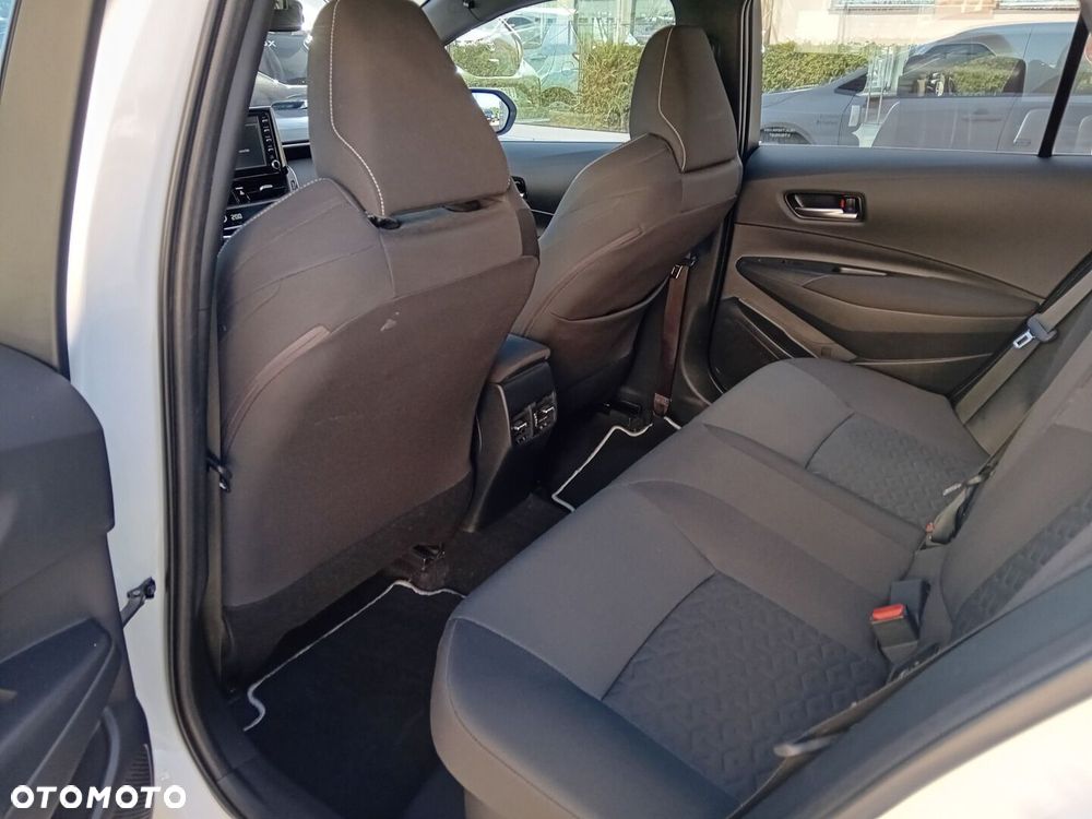 Toyota Corolla 1.8 Hybrid Comfort - 10