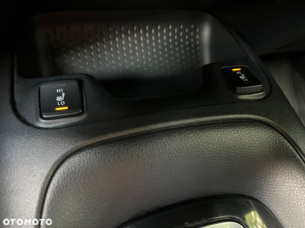 Toyota Corolla 1.8 Hybrid GPF Comfort - 32